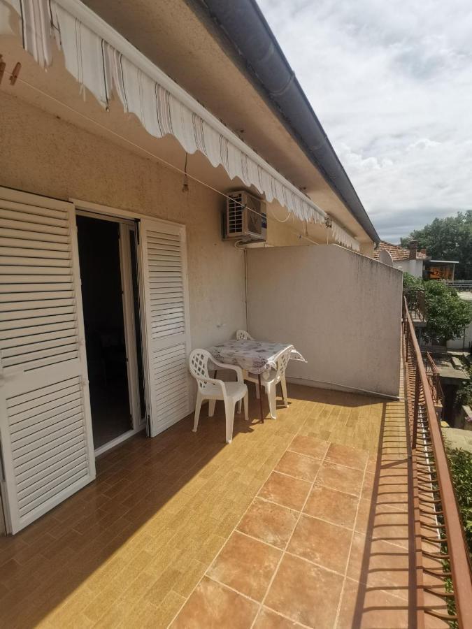 Apartamento Emily Biograd Na Moru Exterior foto