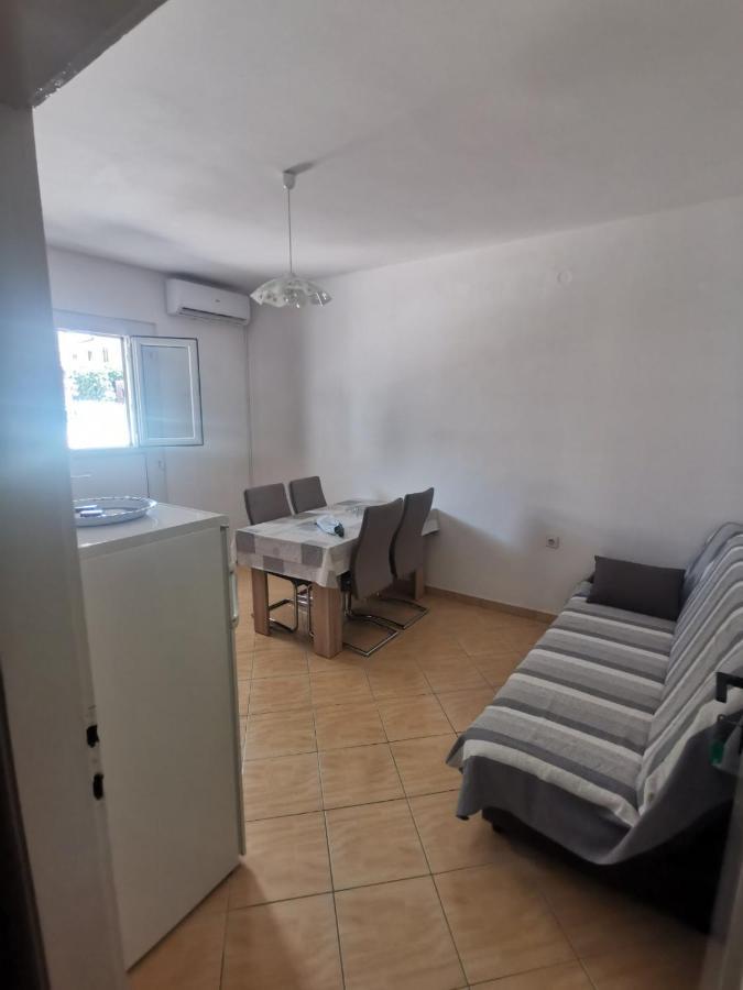 Apartamento Emily Biograd Na Moru Exterior foto