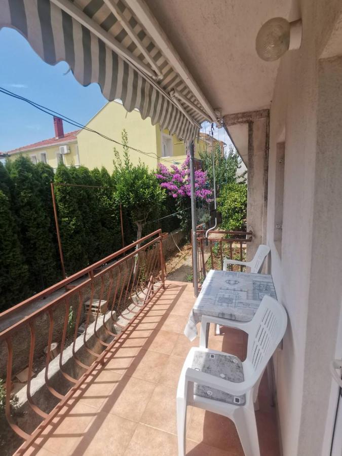 Apartamento Emily Biograd Na Moru Exterior foto