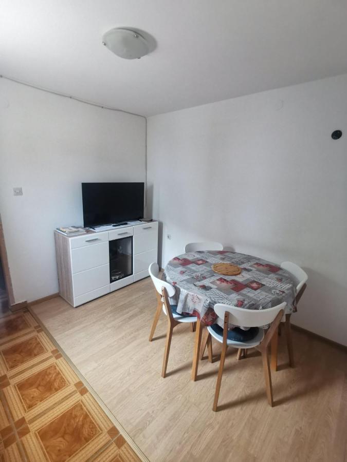 Apartamento Emily Biograd Na Moru Exterior foto